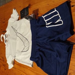 - Nwt Nike sz 2t set short tee outfit